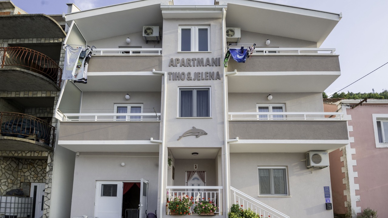 Photo of Outdoor in Blace