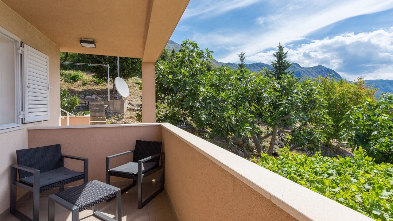 Photo of Patio Balcony in Brasina