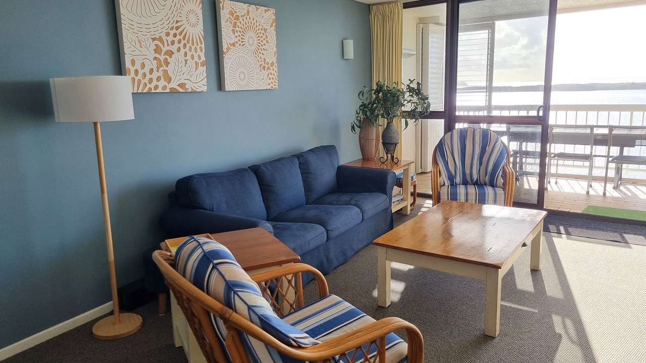 Photo of Livingroom in Golden Beach