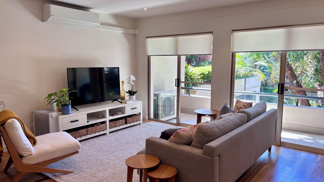 Photo of Livingroom in Newport