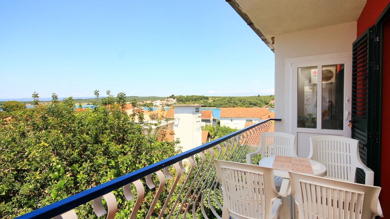 Photo of Patio Balcony in Loviste