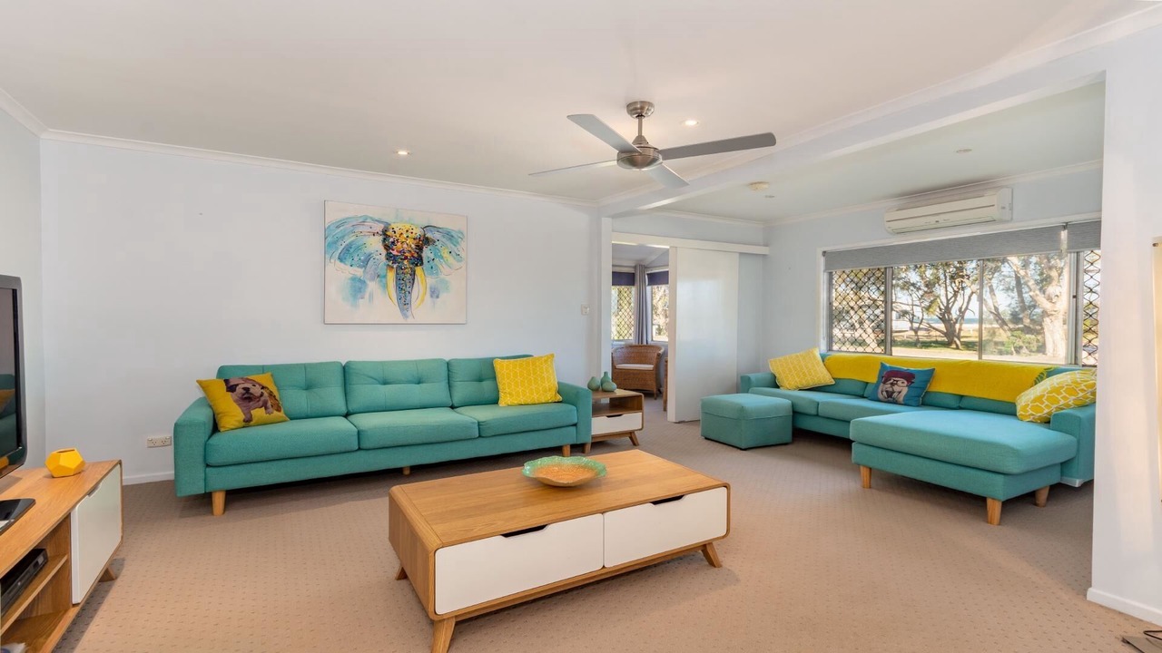 Photo of Livingroom in Beachmere