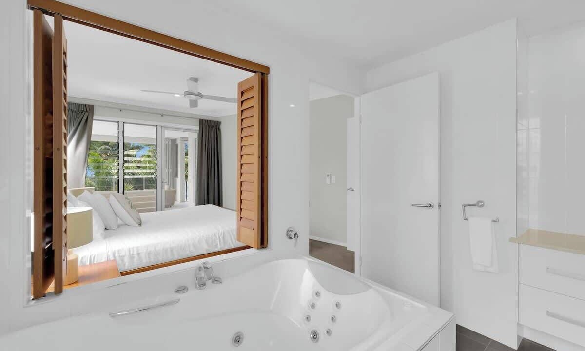 Photo of Bathroom in Palm Cove
