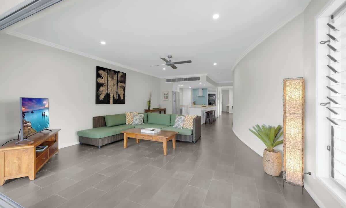 Photo of Livingroom in Palm Cove