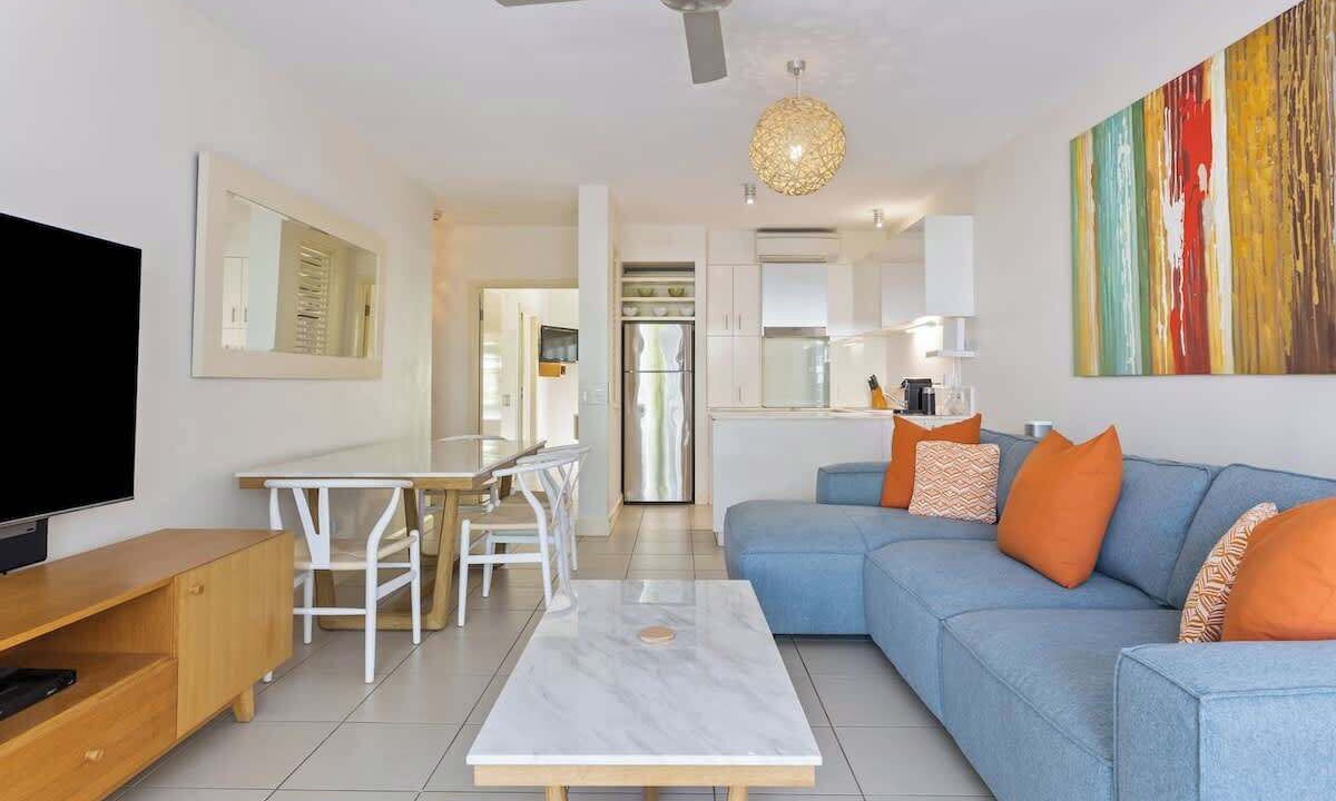 Photo of Livingroom in Palm Cove
