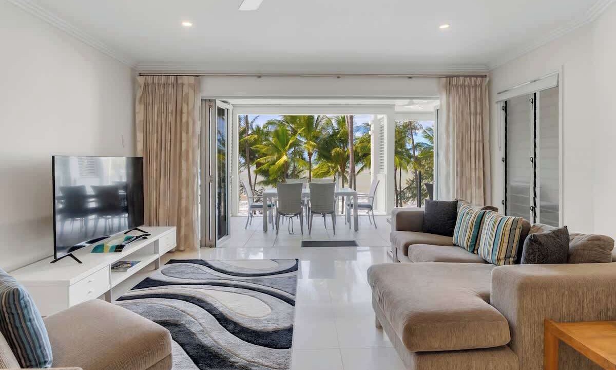 Photo of Livingroom in Palm Cove