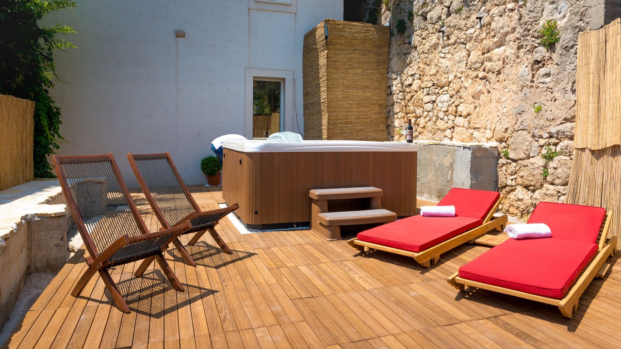 Photo of Outdoor in Pile