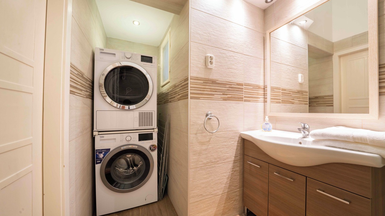 Photo of Bathroom in Palace District