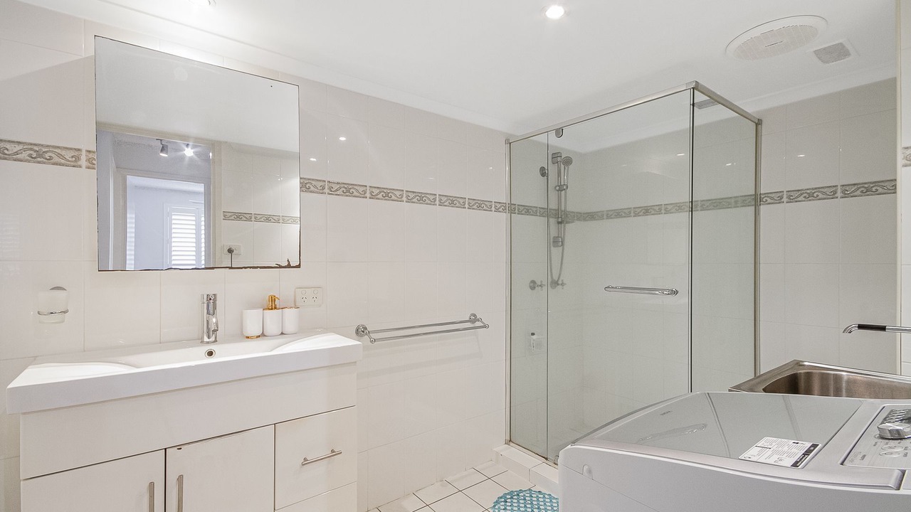 Photo of Bathroom in Coolangatta