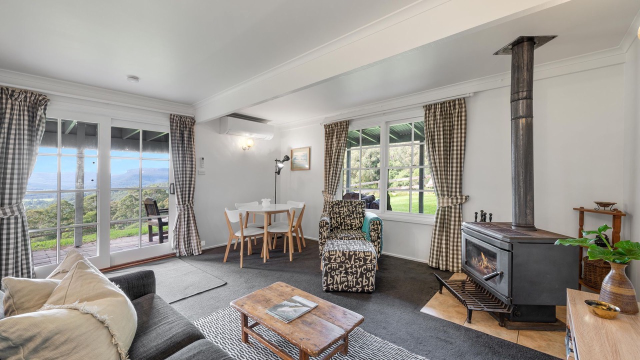 Photo of Livingroom in Shoalhaven City Council
