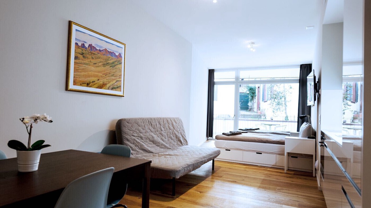 Photo of Bedroom in Basel City Centre