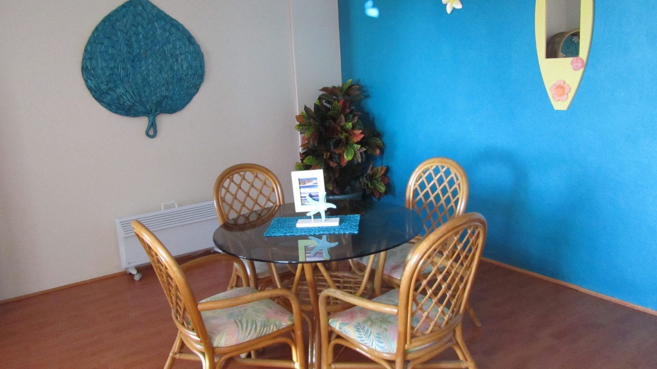 Photo of Others in The Entrance