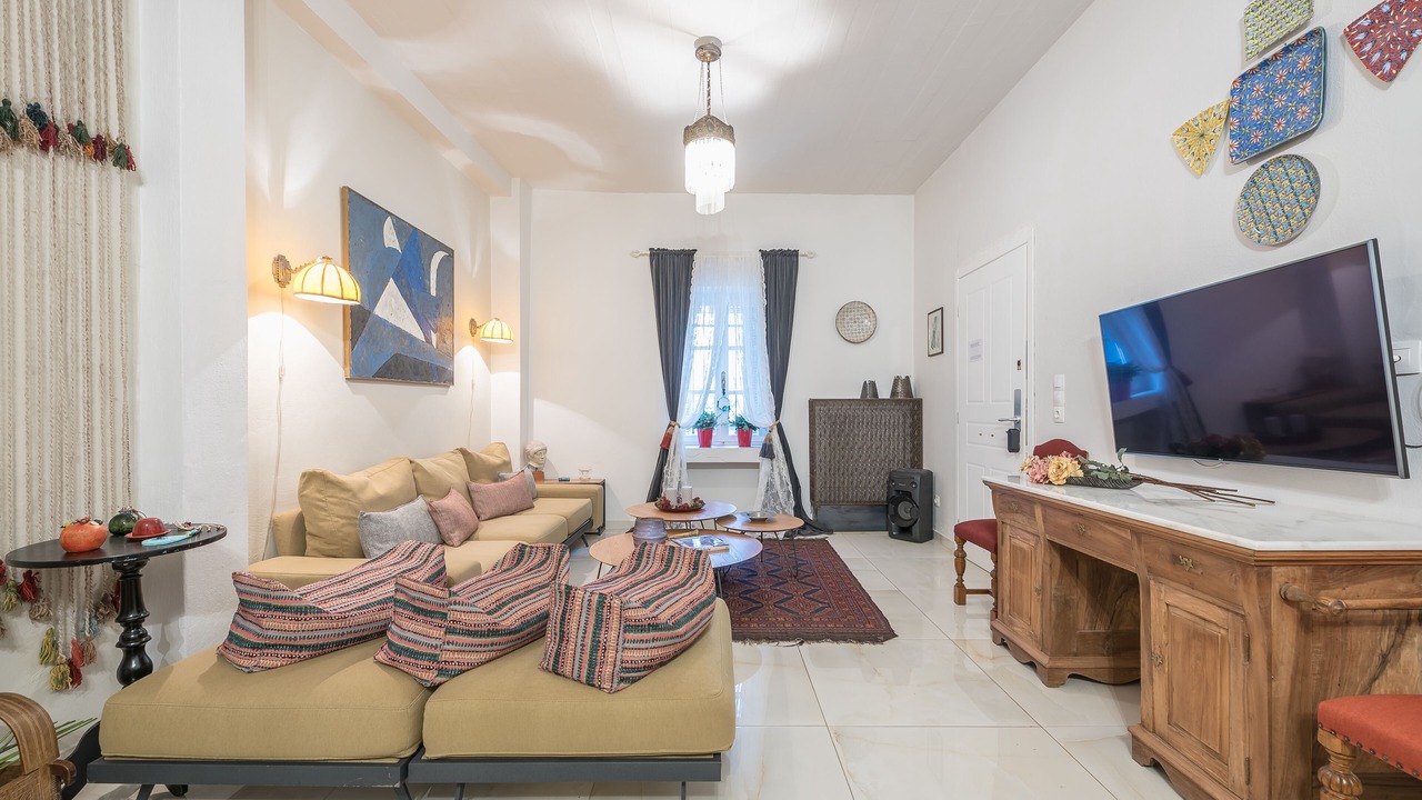 Photo of Livingroom in Plaka