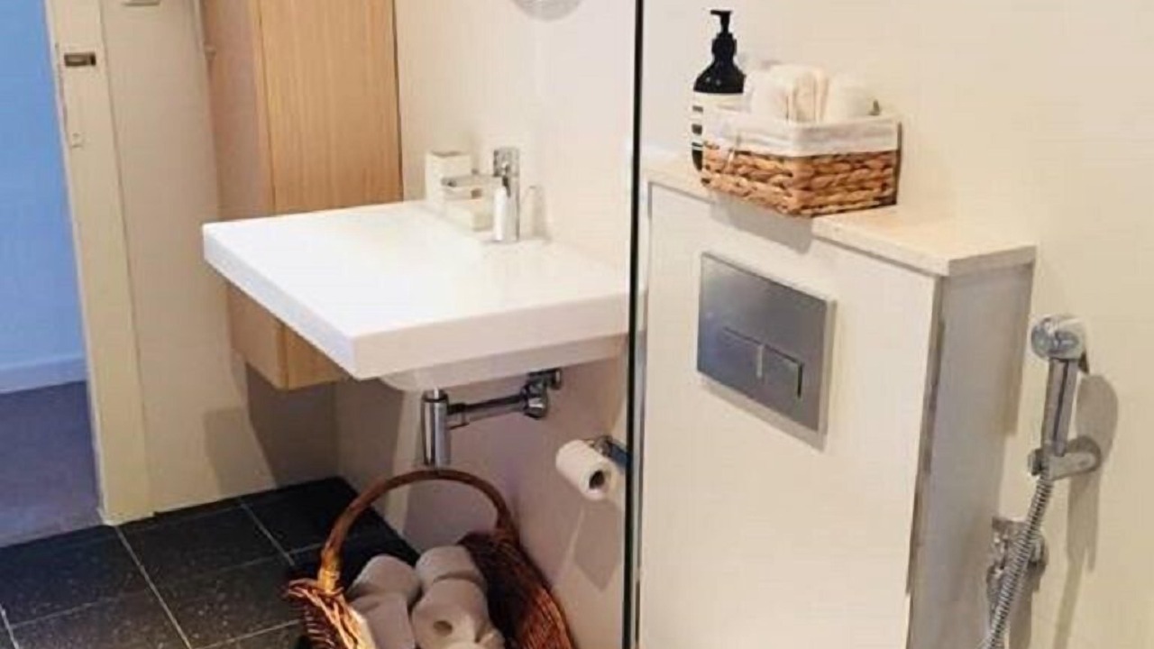 Photo of Bathroom in Pile