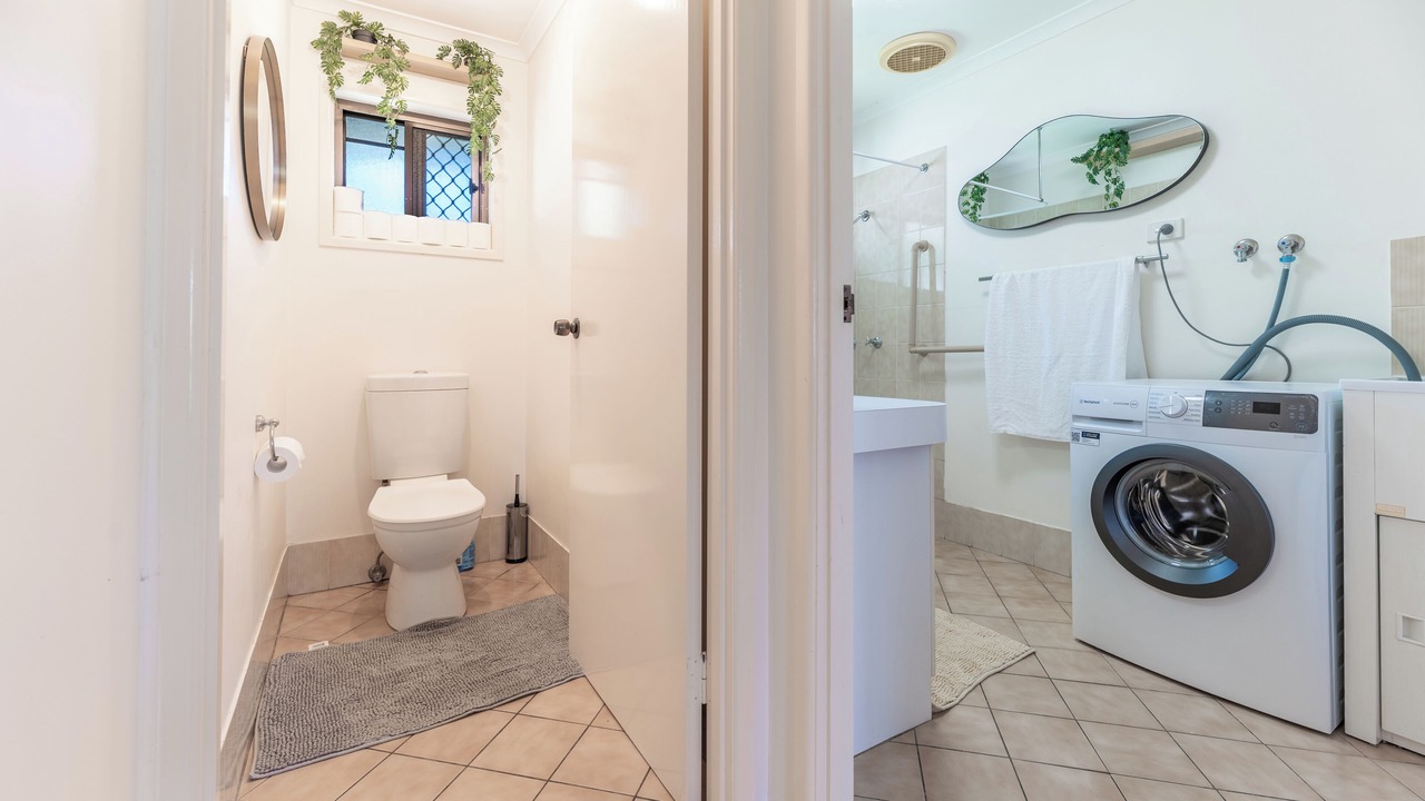 Photo of Bathroom in Mount Warren Park