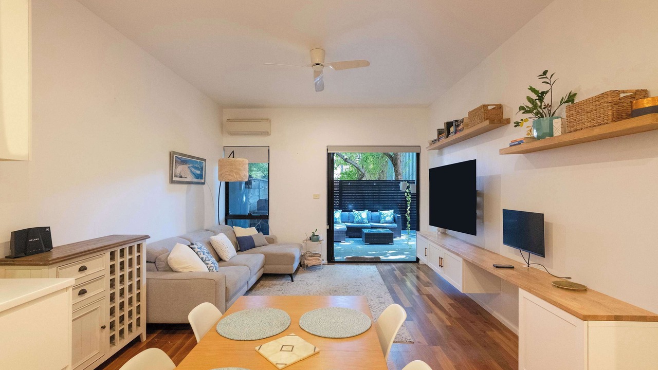 Photo of Livingroom in Camperdown