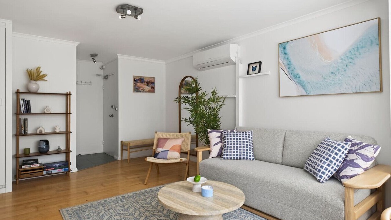 Photo of Livingroom in Dee Why