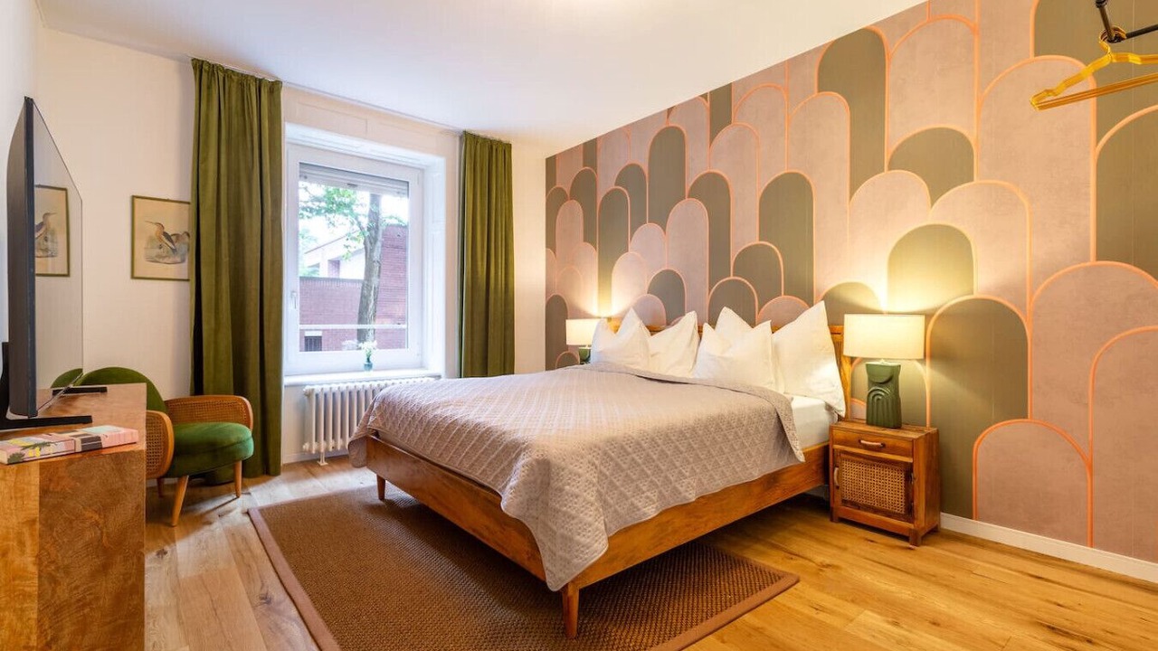 Photo of Bedroom in District 6