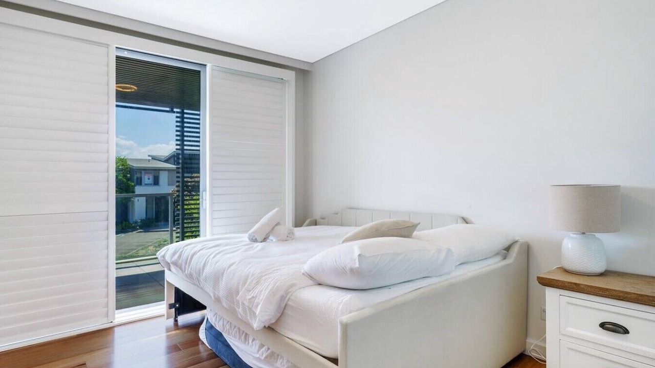 Photo of Bedroom in Magenta Shores