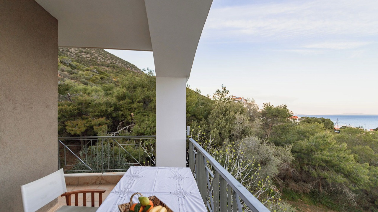 Photo of Outdoor in Kaki Thalassa