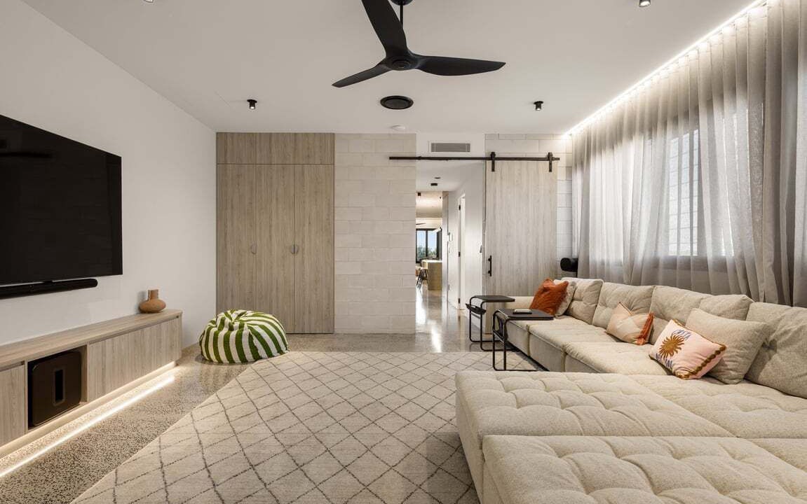 Photo of Livingroom in Runaway Bay