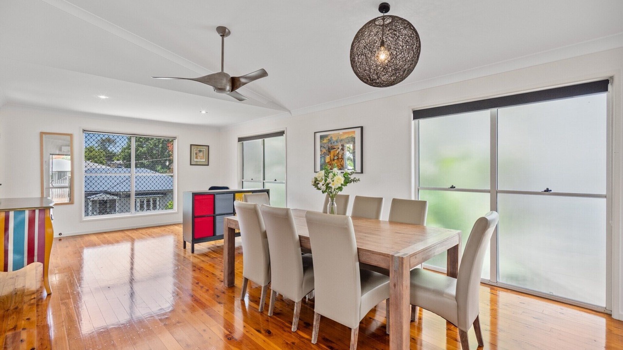 Photo of Livingroom in Annerley