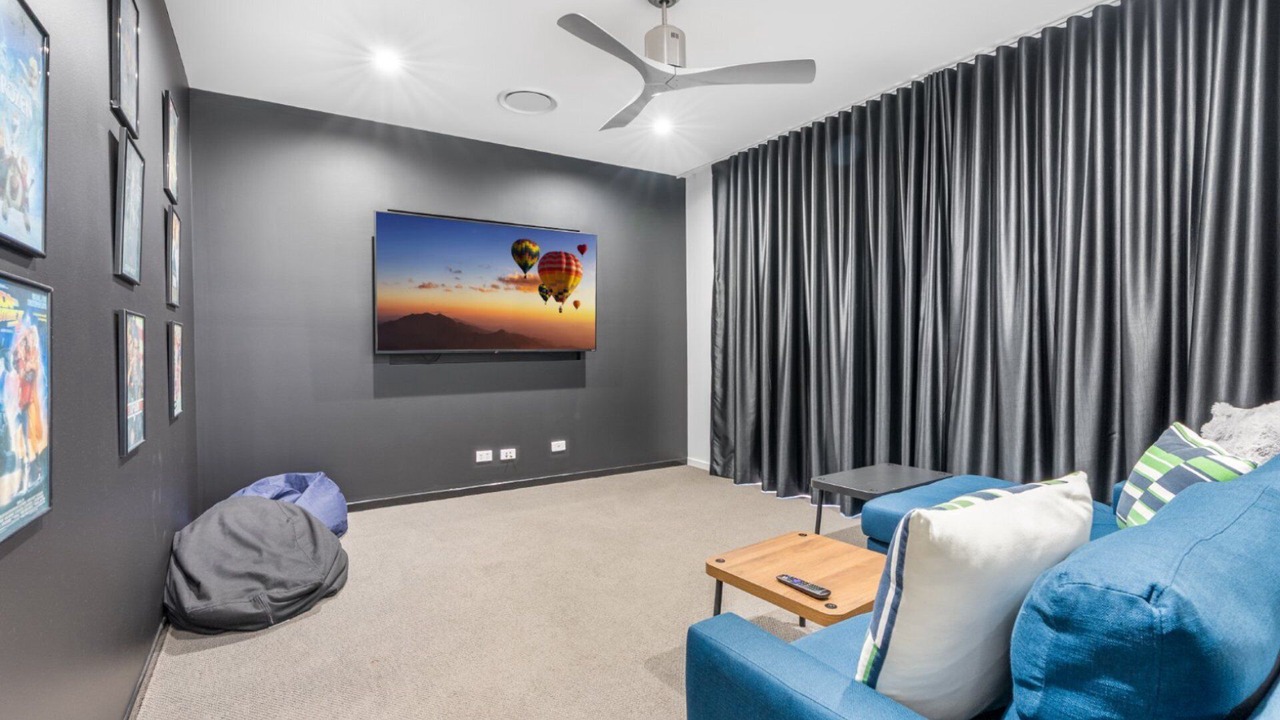 Photo of Livingroom in Banksia Beach