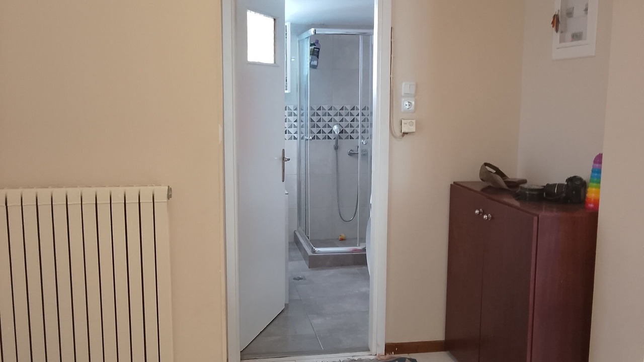 Photo of Bathroom in Keratsini-Drapetsona