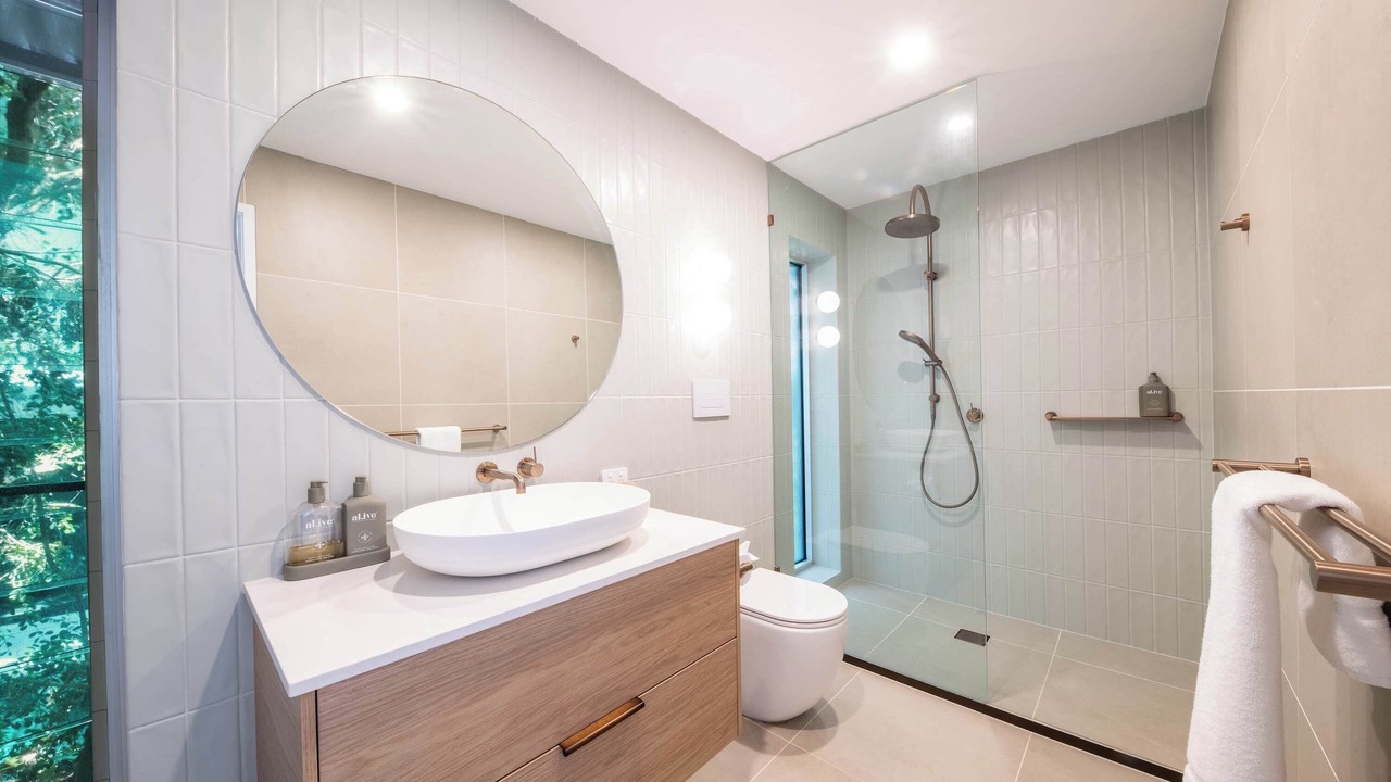 Photo of Bathroom in Airlie Beach