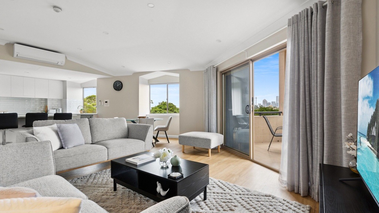 Photo of Livingroom in Camperdown