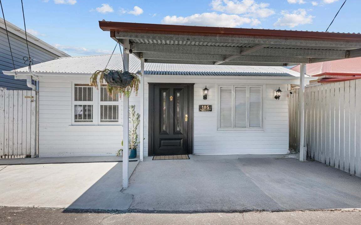 Photo of Outdoor in Highgate Hill