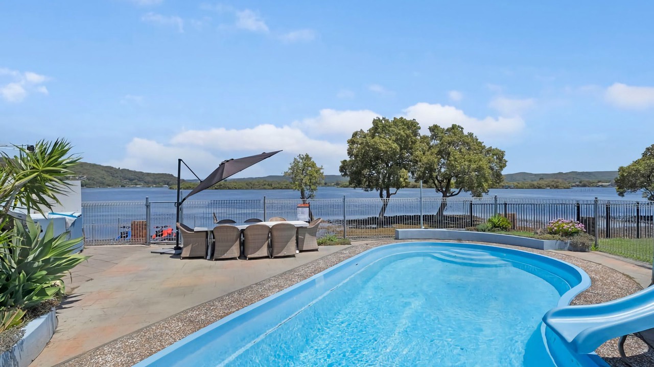 Photo of Outdoor in St Huberts Island