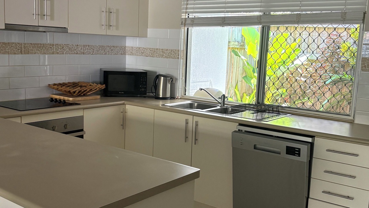 Photo of Kitchen in Trinity Beach