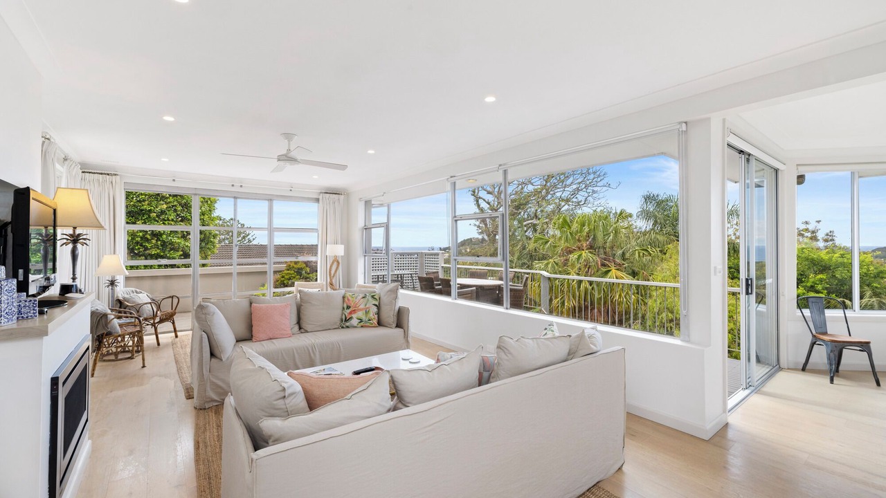 Photo of Livingroom in Avalon Beach