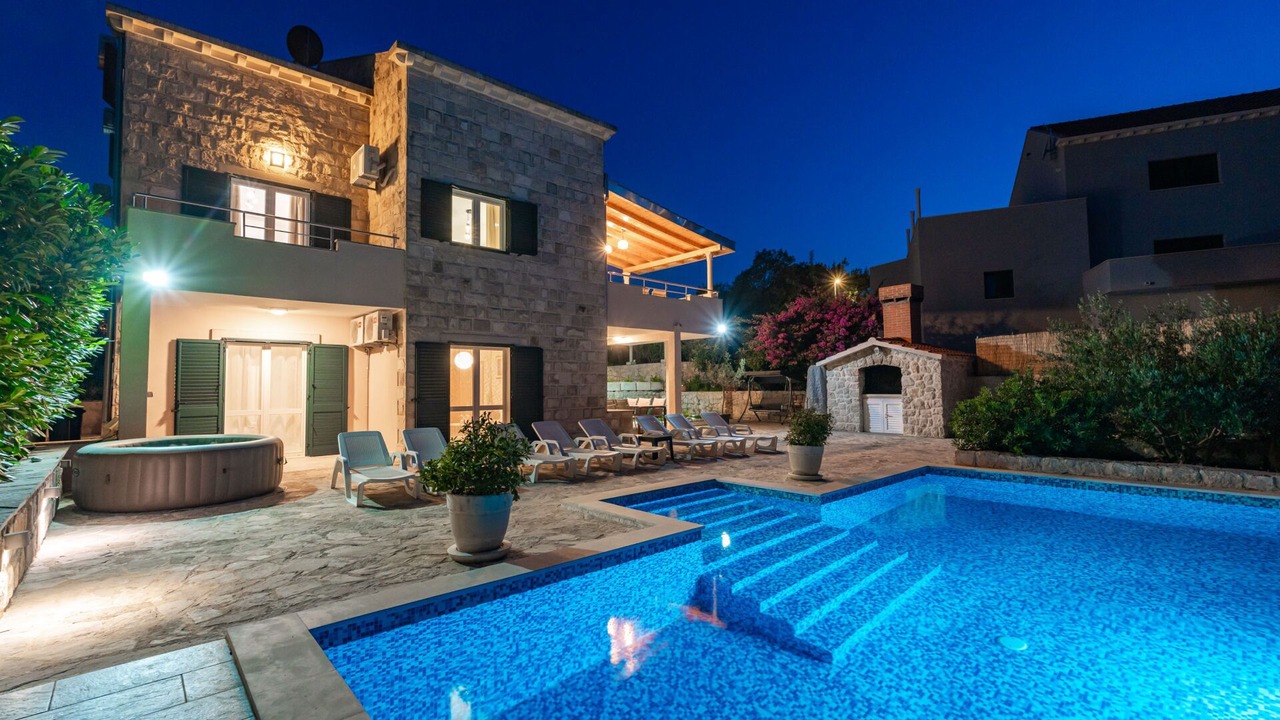 Photo of Outdoor in Gromaca