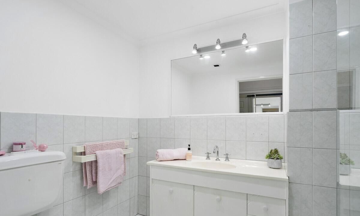 Photo of Bathroom in Biggera Waters