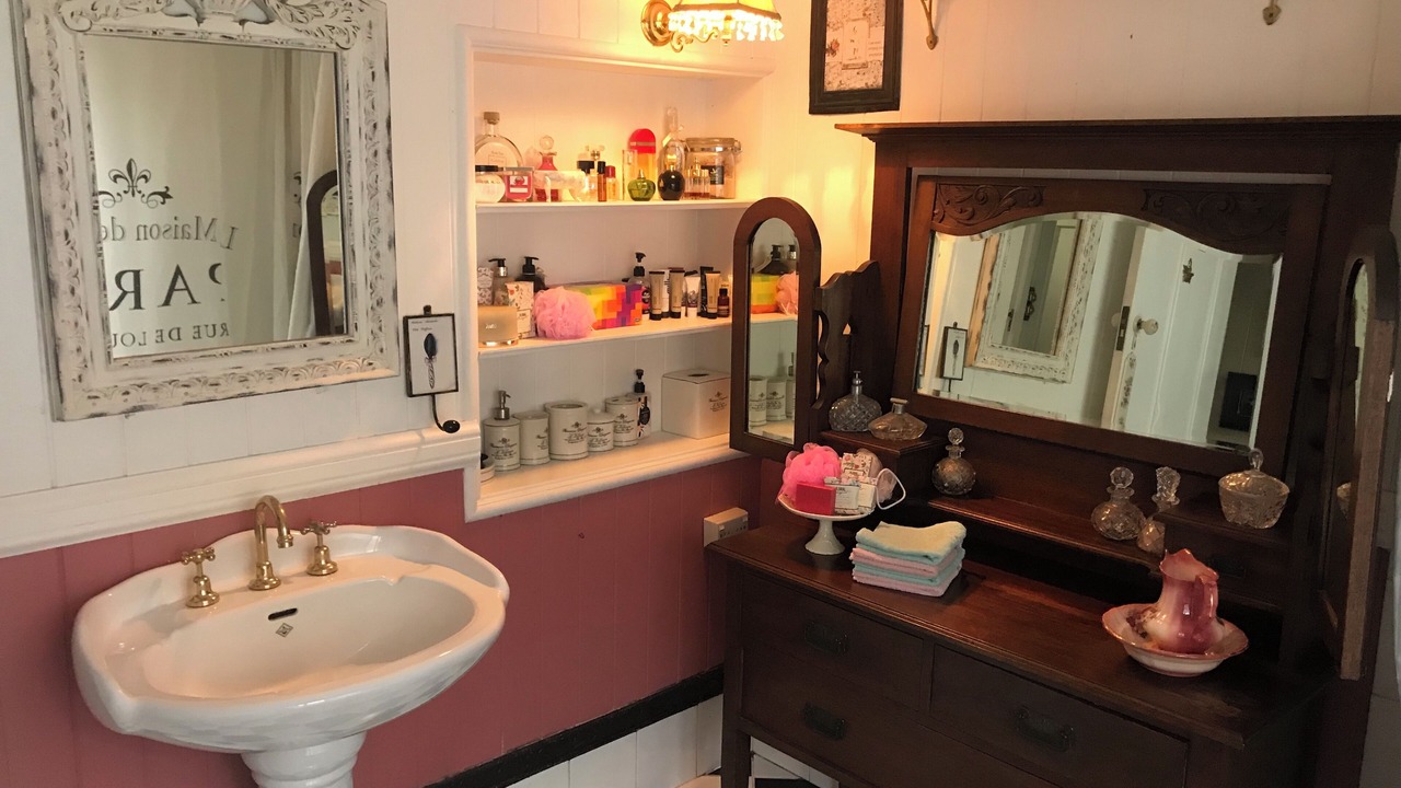 Photo of Bathroom in Sarabah