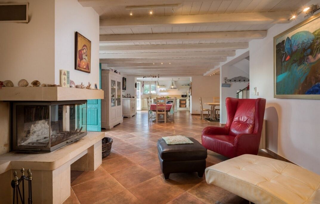 Photo of Livingroom in Sudurad
