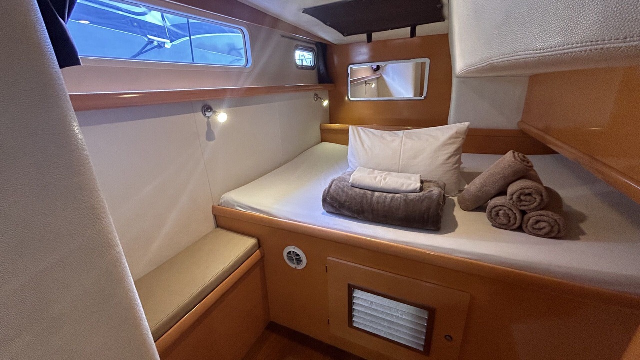 Photo of Bedroom in Airlie Beach