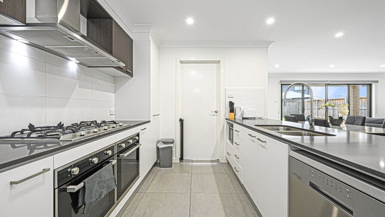 Photo of Kitchen in Catherine Field