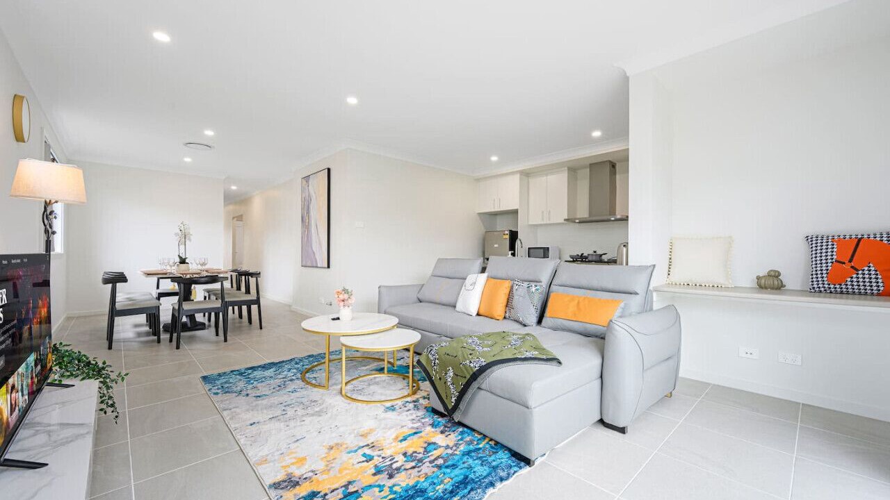 Photo of Livingroom in Denham Court