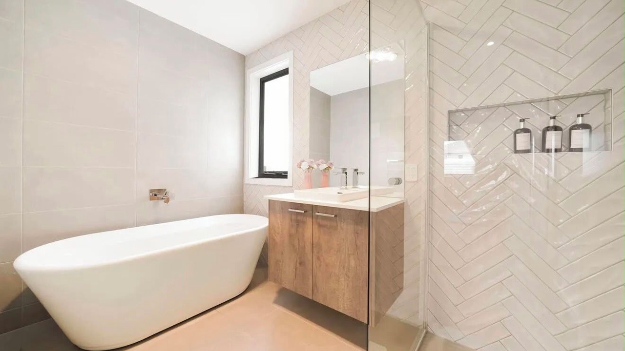 Photo of Bathroom in Catherine Field