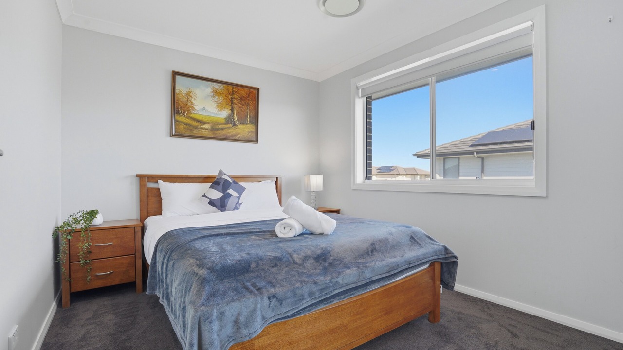 Photo of Bedroom in Gledswood Hills