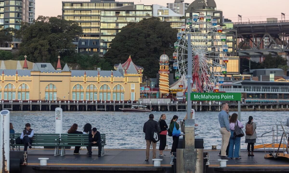 Photo of Others in McMahons Point