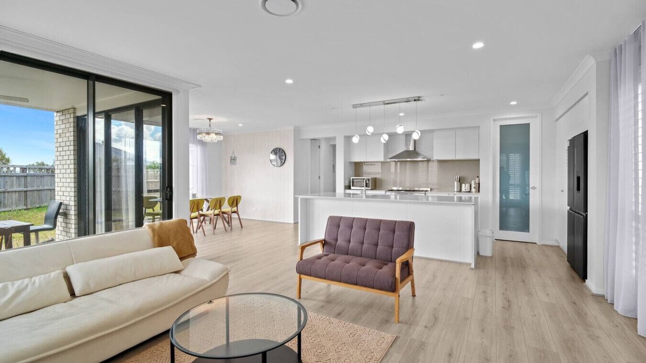 Photo of Livingroom in Spring Mountain