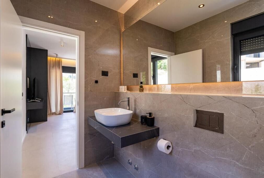 Photo of Bathroom in Brsecine