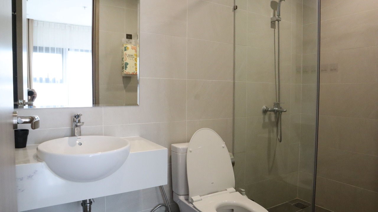 Photo of Bathroom in District 9