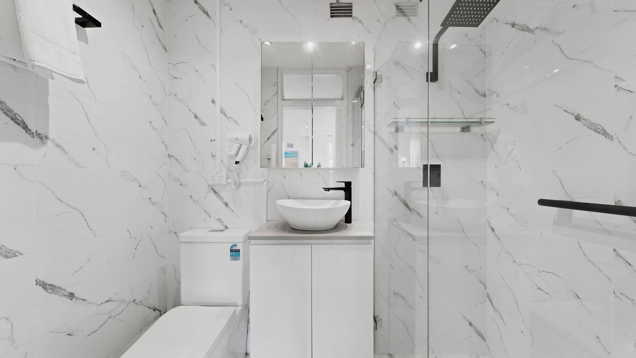 Photo of Bathroom in McMahons Point