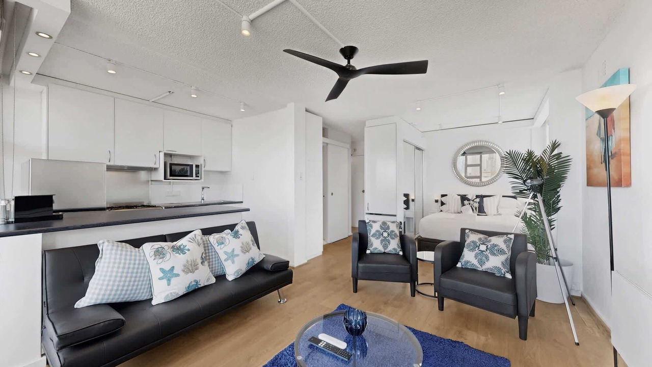 Photo of Livingroom in McMahons Point
