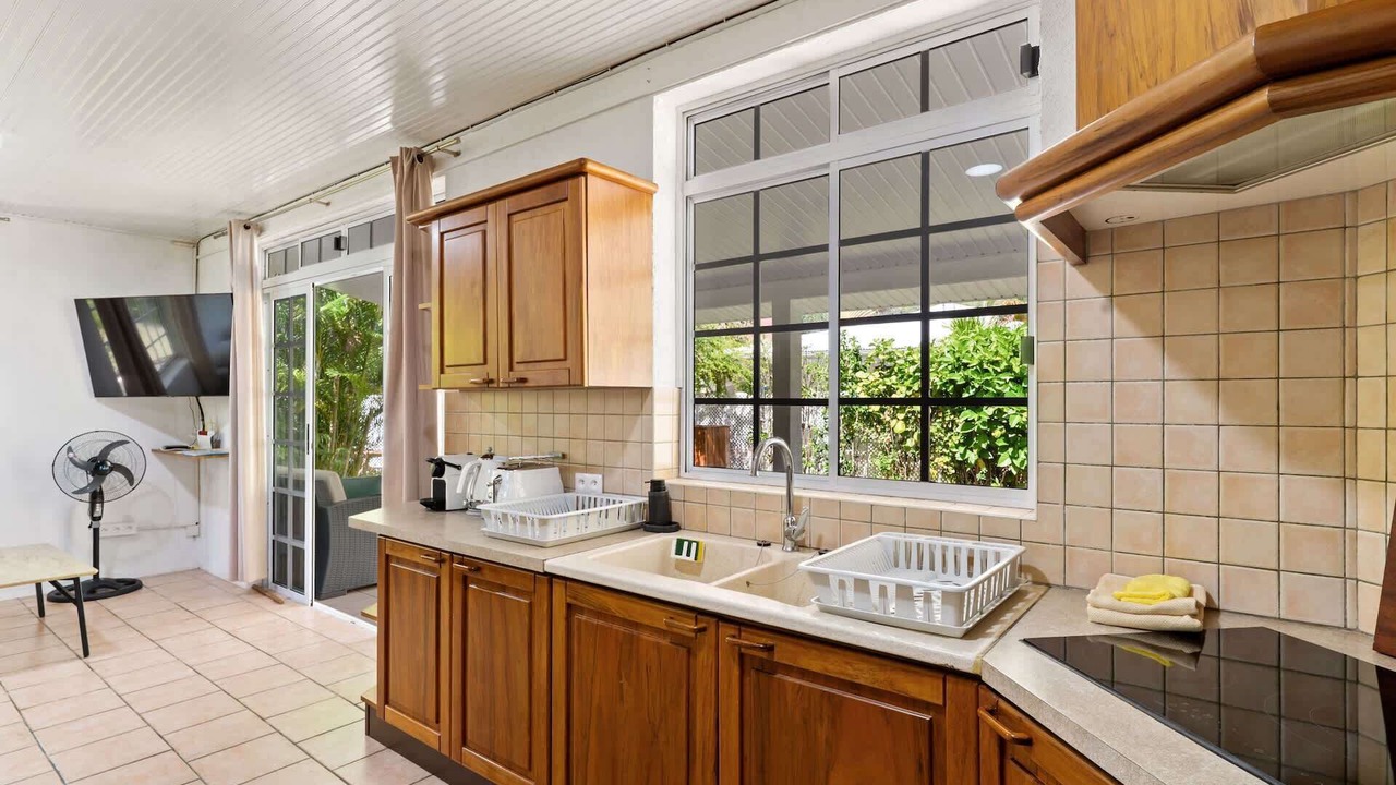 Photo of Kitchen in Tiahura